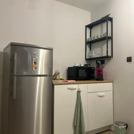 And Grey 1503 Apartment